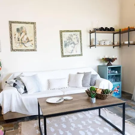 Holiday home Chanioti *